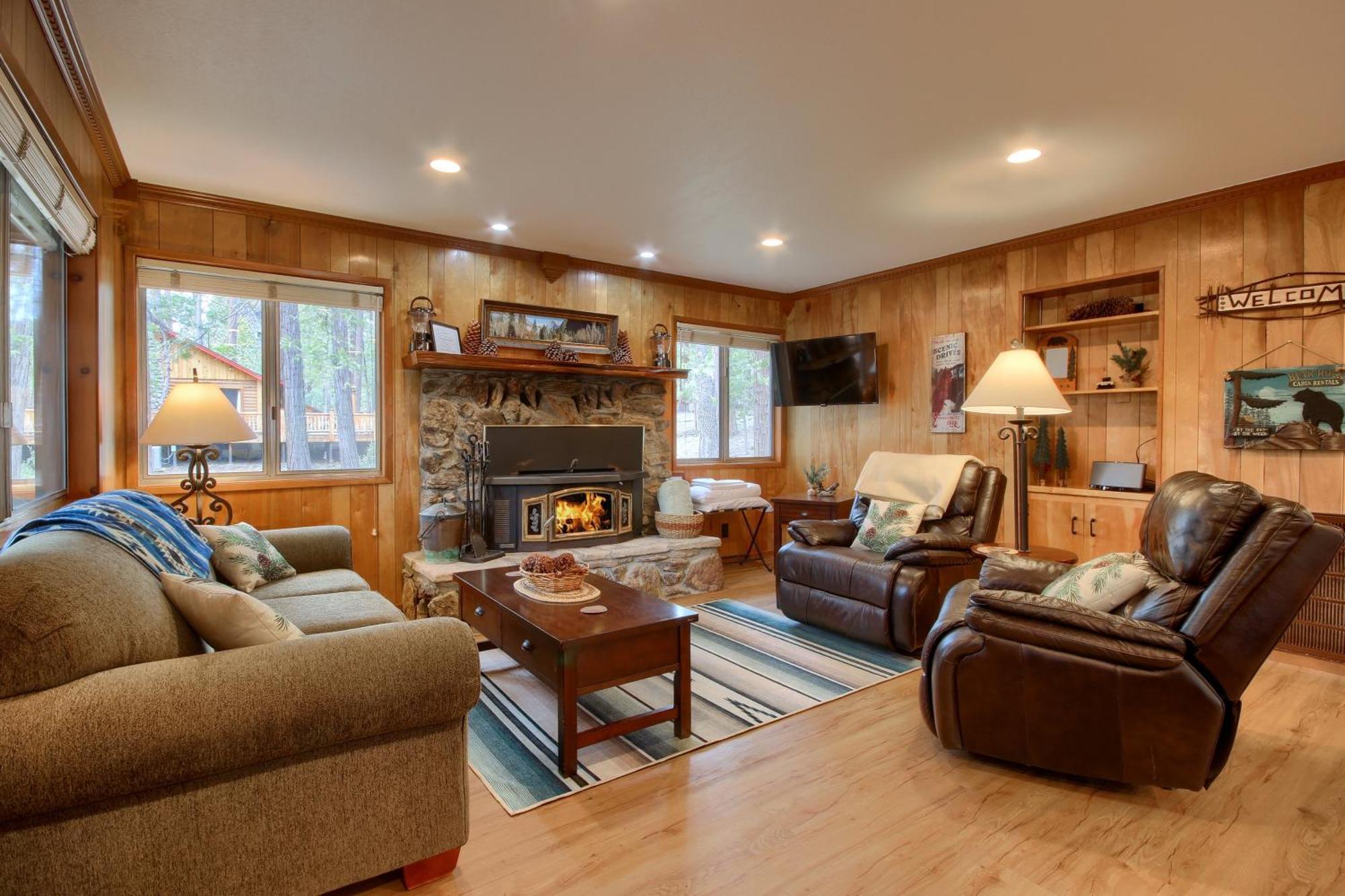 Casa vacanze Acorn Alley Inside Yosemite - Dog Friendly W/hot Tub, Fire Pit, Ev Charger