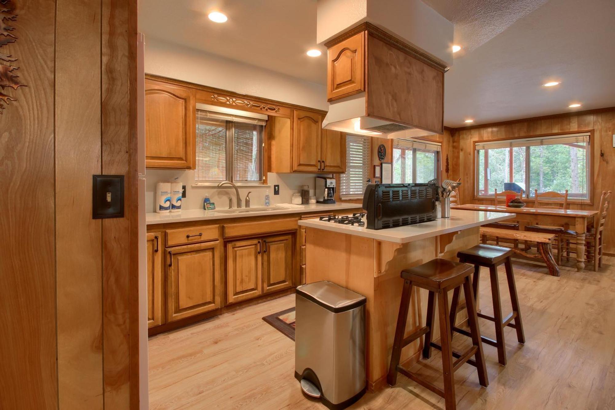 Acorn Alley Inside Yosemite - Dog Friendly W/hot Tub, Fire Pit, Ev Charger Casa vacanze North Wawona
