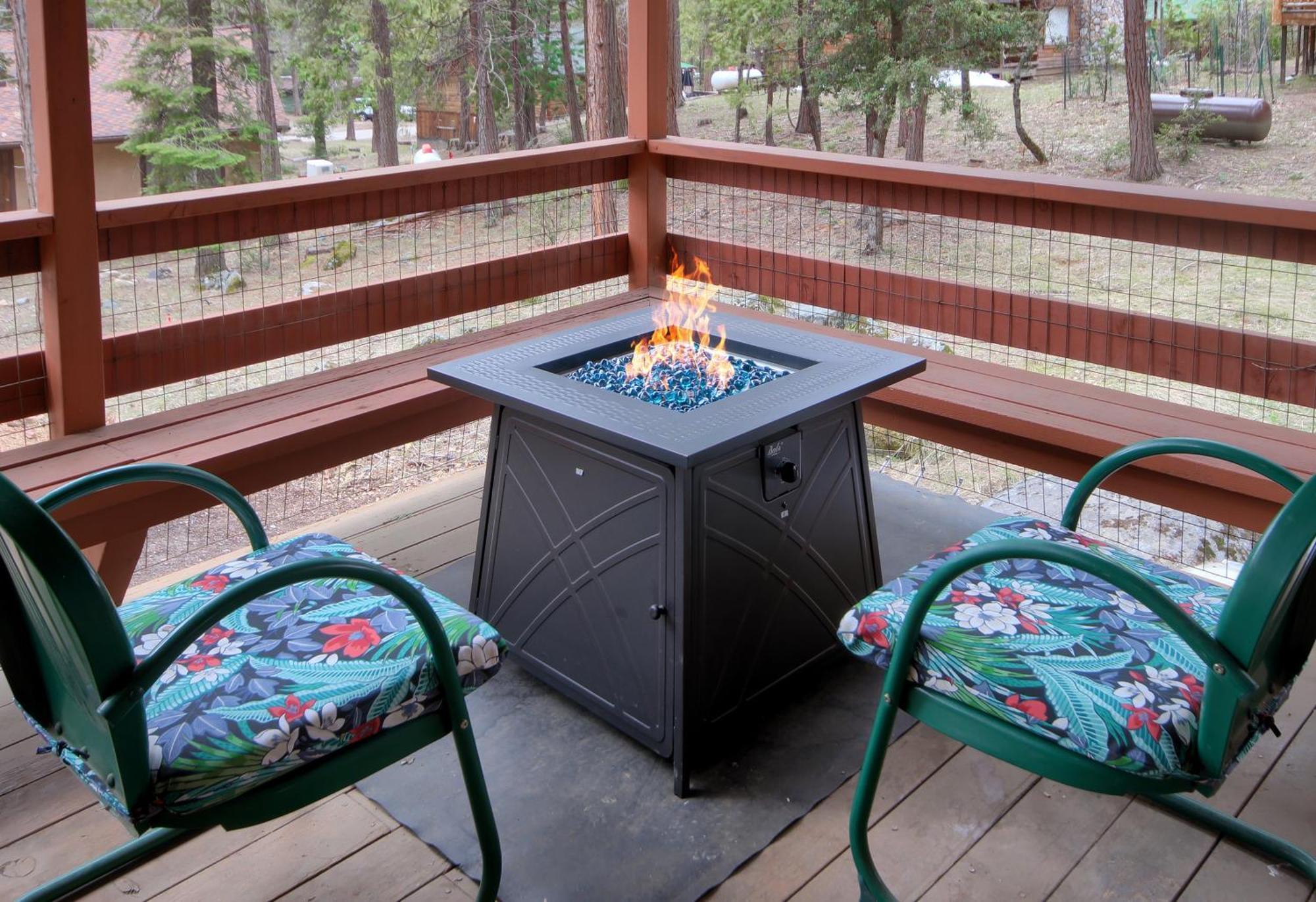 Acorn Alley Inside Yosemite - Dog Friendly W/hot Tub, Fire Pit, Ev Charger * North Wawona
